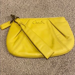 Wristlet coach purse
